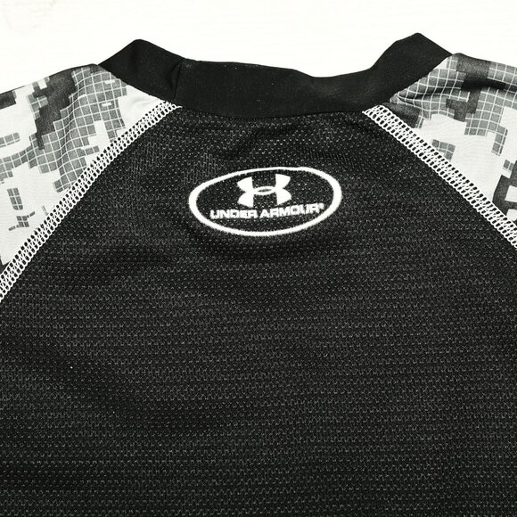 Under Armor Heat Gear compression t-shirt. - Picture 6 of 8
